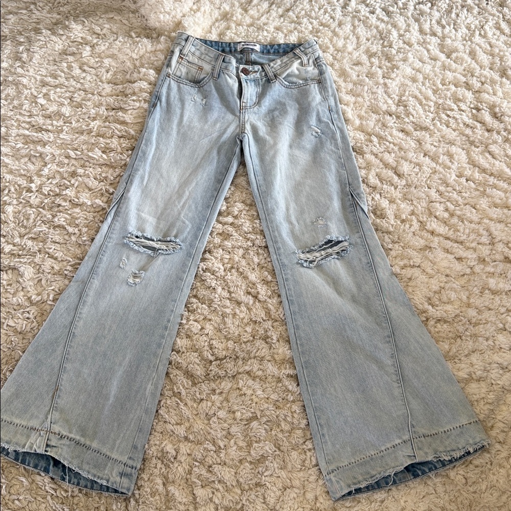 One teaspoon JOHNNIES low waist slim fit wide flare leg Sz 26 from free people